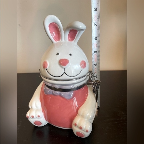 Bunny Treat Ceramic JAR with Latching lid and 2 Easter Coffee Mug Bundle - Picture 5 of 5